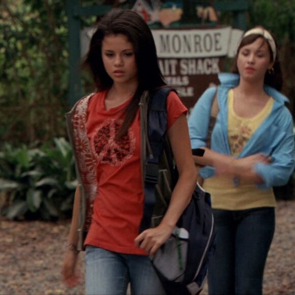 Rare 2000s Green Hooded Vest With Floral Lining ASO Princess Protection Program - Picture 7 of 7